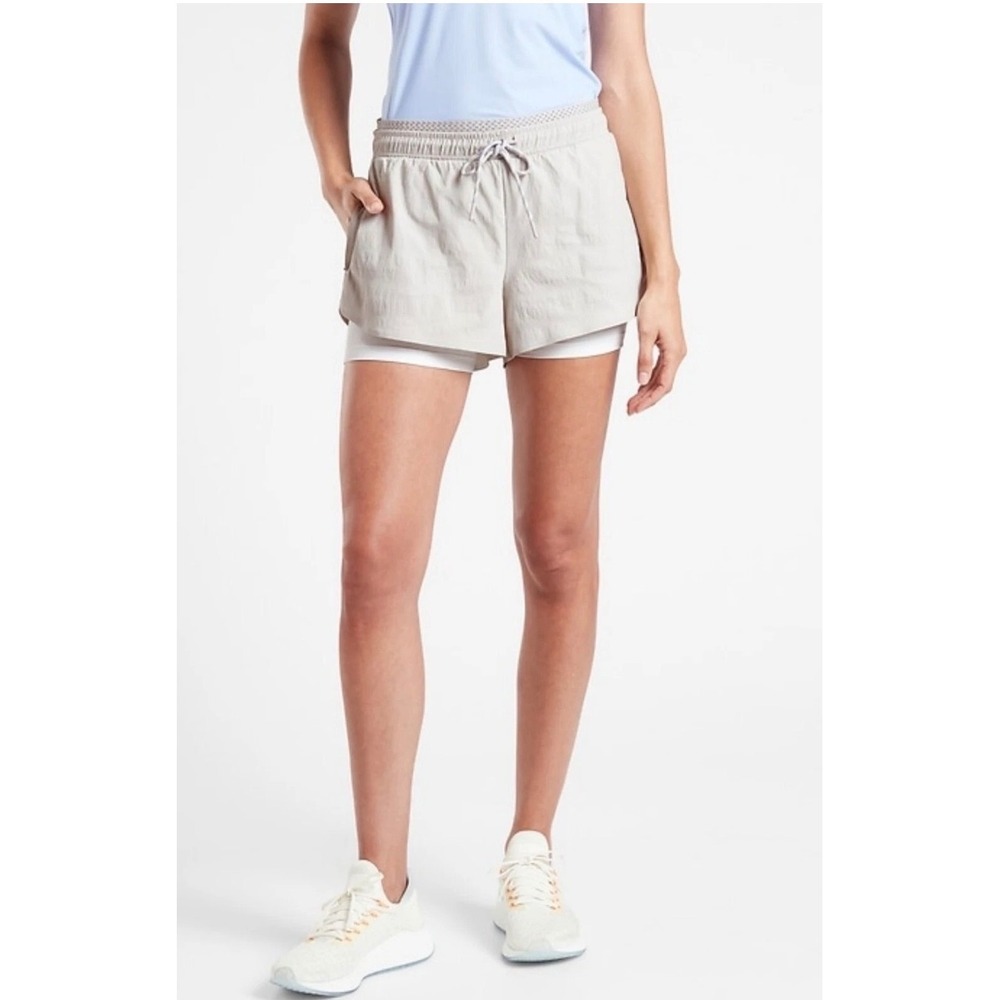 Athleta Trekkie Crest 2 In 1 Shortie In Gray White Layered Running Women Size 4